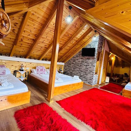Kore Guest House Gjirokastër Buitenkant foto