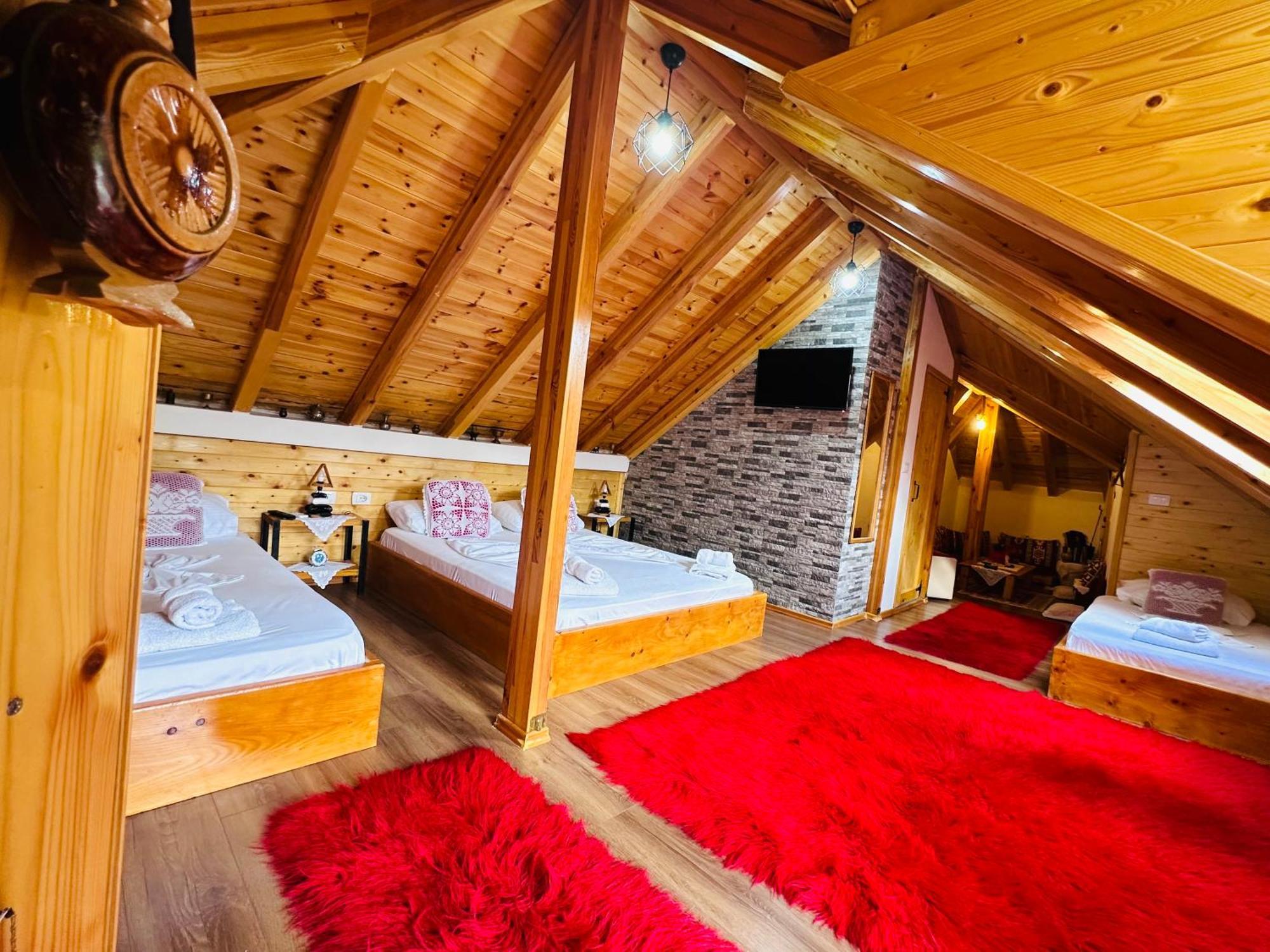 Kore Guest House Gjirokastër Buitenkant foto