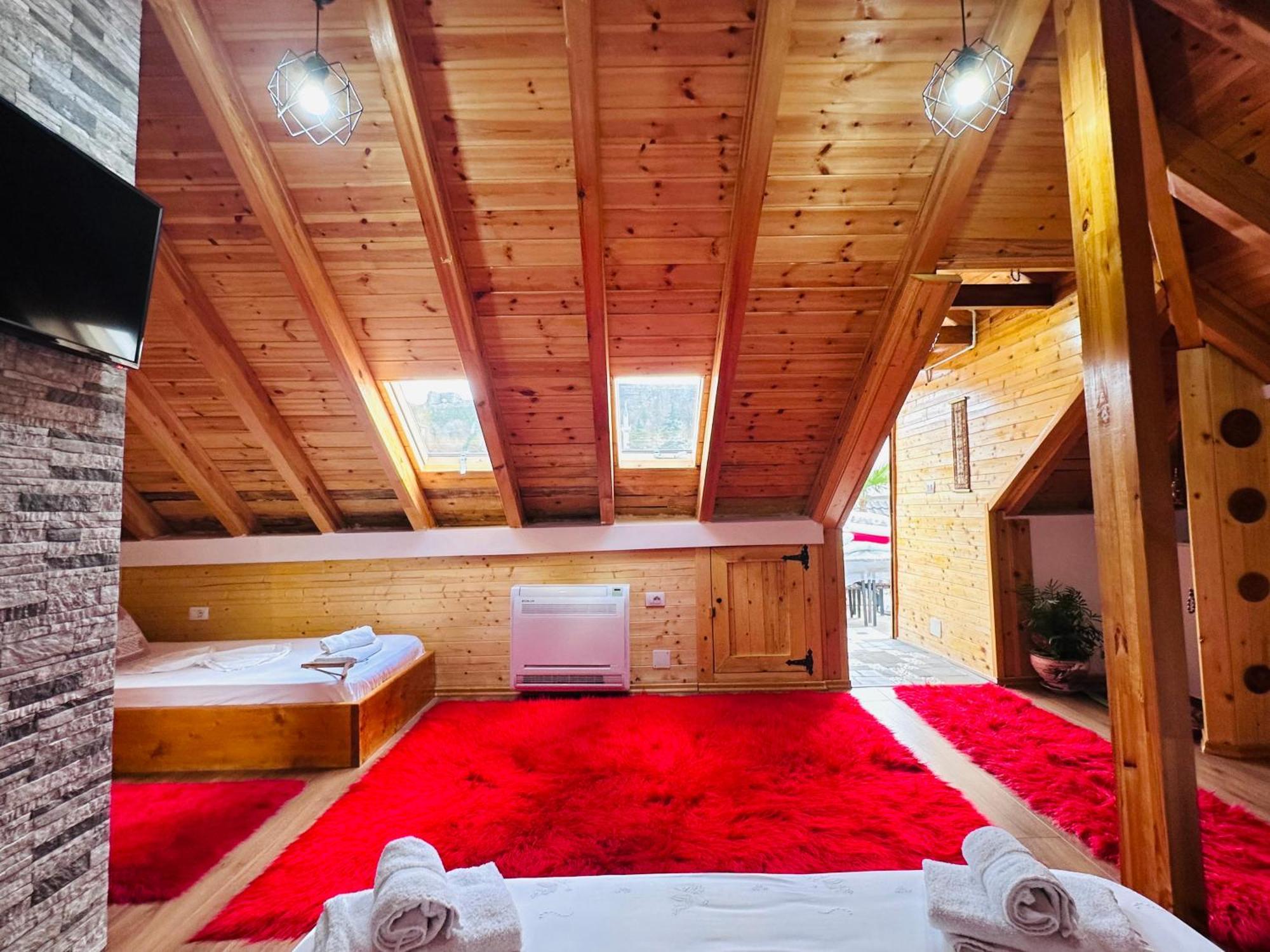 Kore Guest House Gjirokastër Buitenkant foto